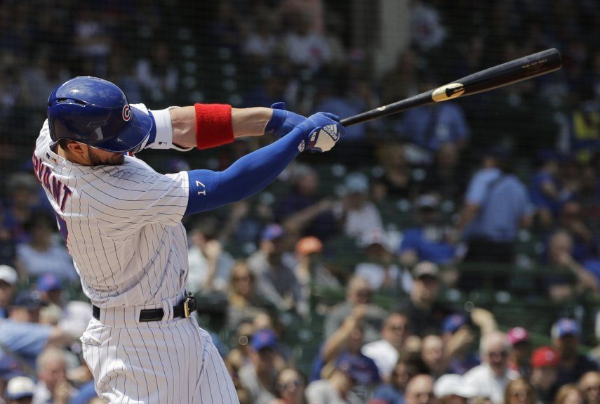 Cachorros arrollan, con jonrones de Bryant, Rizzo y Russell
