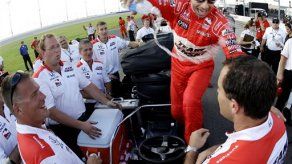 Castroneves arranca primero en 200 millas de Nashville