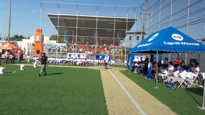 Con una gran cantidad de participantes inicia el Pitch, Hit and Run