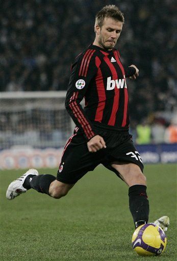 Beckham insiste en que quiere quedarse en el Milan
