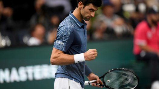 Djokovic derrota a Federer y jugará la final de París-Bercy