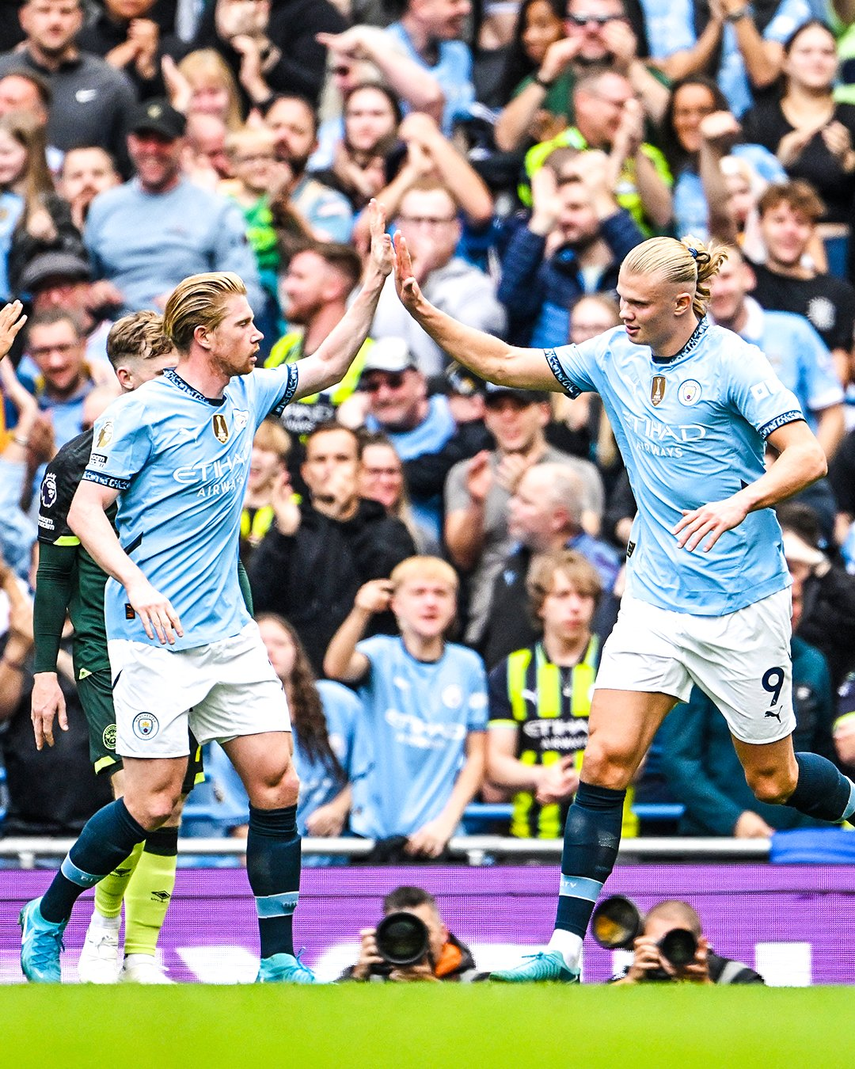 Erling Haaland marcó doblete en triunfo del Manchester City