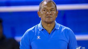 José Chicho Pérez no seguirá como DT del Árabe Unido