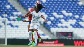 Marta Cox, anota primer gol de Panamá en el Premundial Femenino
