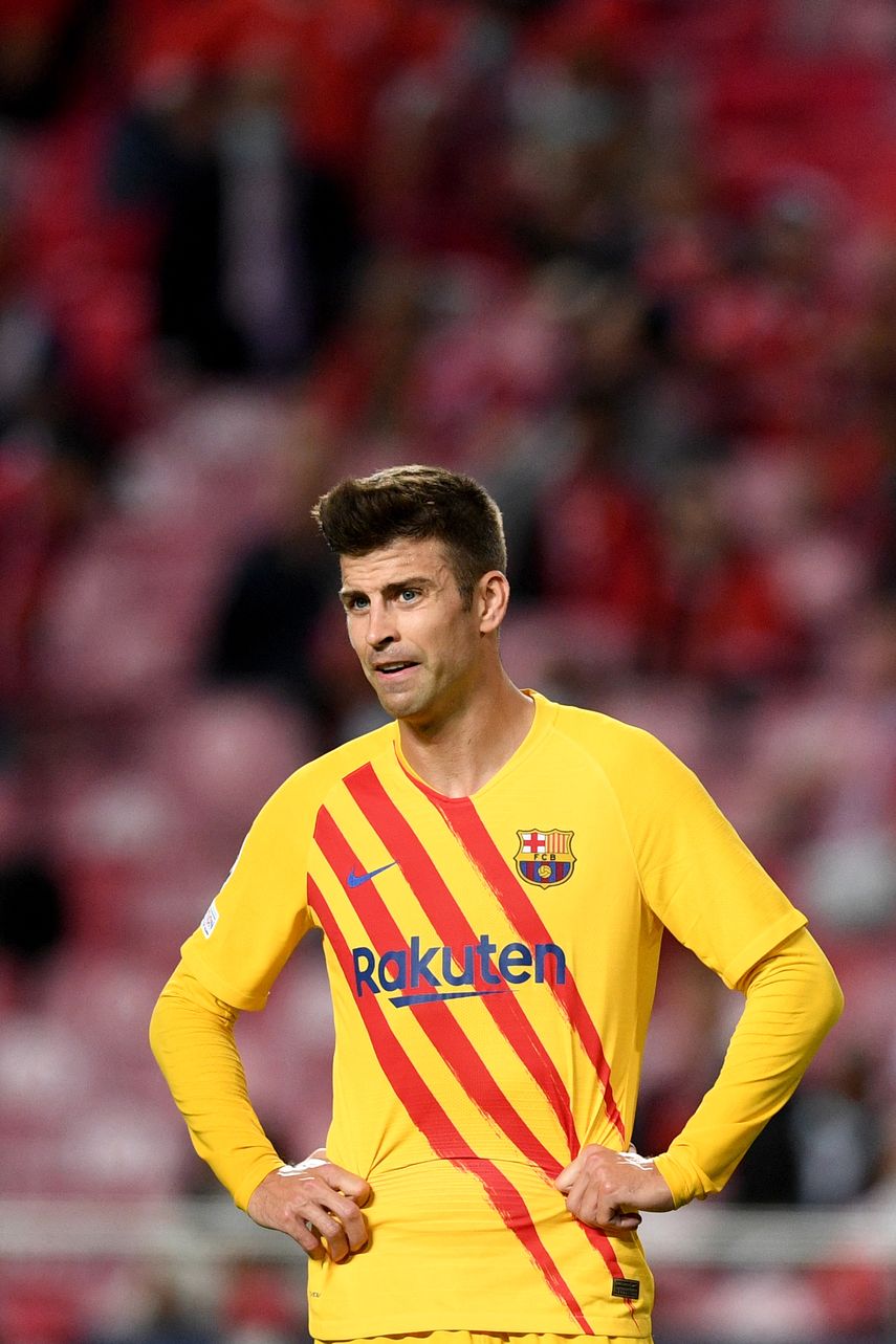 Gerard Piqué fue sustituido en la primera mitad sin molestias