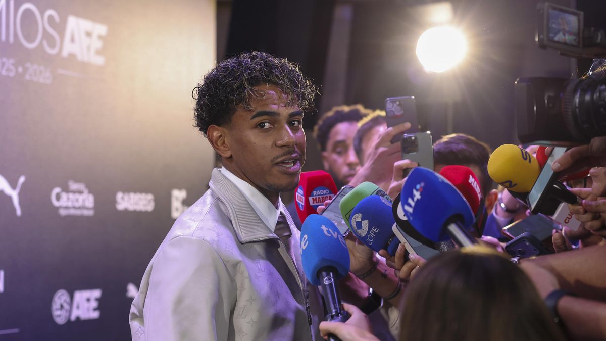 Lamine Yamal le cierra la puerta a Julián Álvarez Lamine Yamal le cierra la puerta a Julián Álvarez