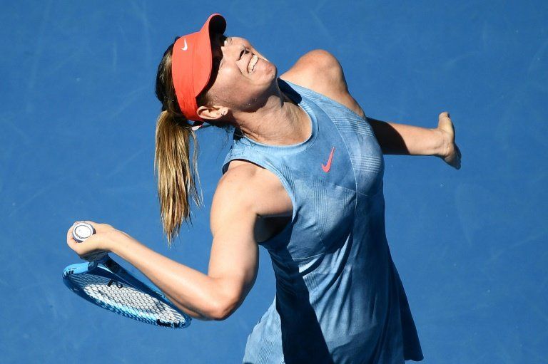 Nadal y Federer sonríen en Australia, Murray se despide con épica