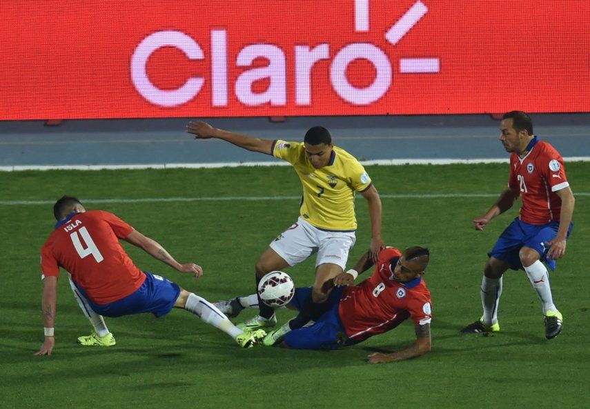 Chile debuta ganando en Copa AmÈrica