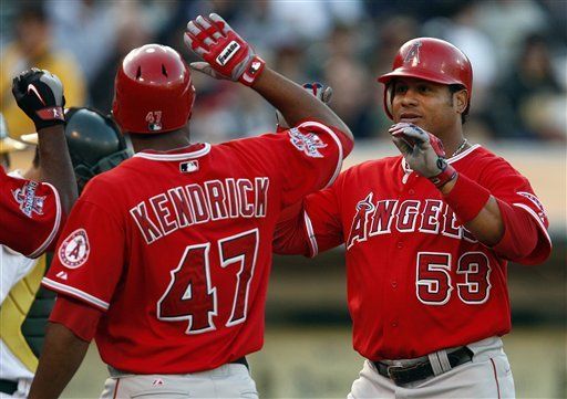 MLB: Angelinos 4, Atléticos 2; Abreu contribuye a victoria