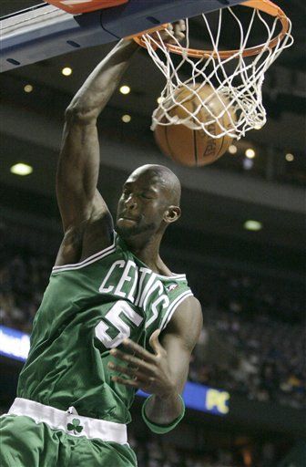 NBA: Celtics 109, Pistons 86; Rondo brilla y Garnett anota 22