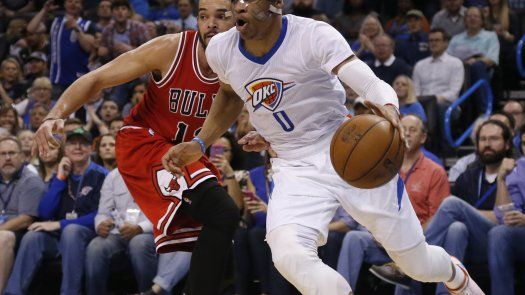 Westbrook, artífice de triunfo de Thunder sobre Bulls