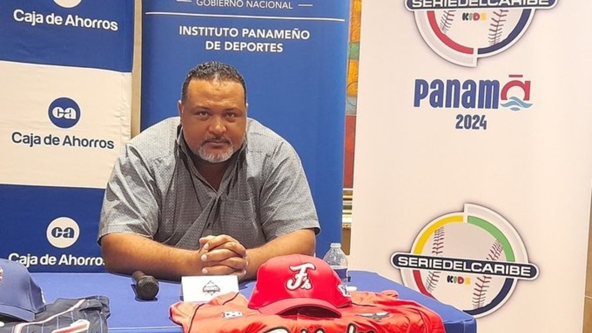 Carlos Lee fue electo como Presidente de Probeis