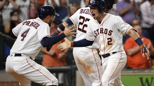 Bregman y White producen 4; Astros doblegan a Atléticos