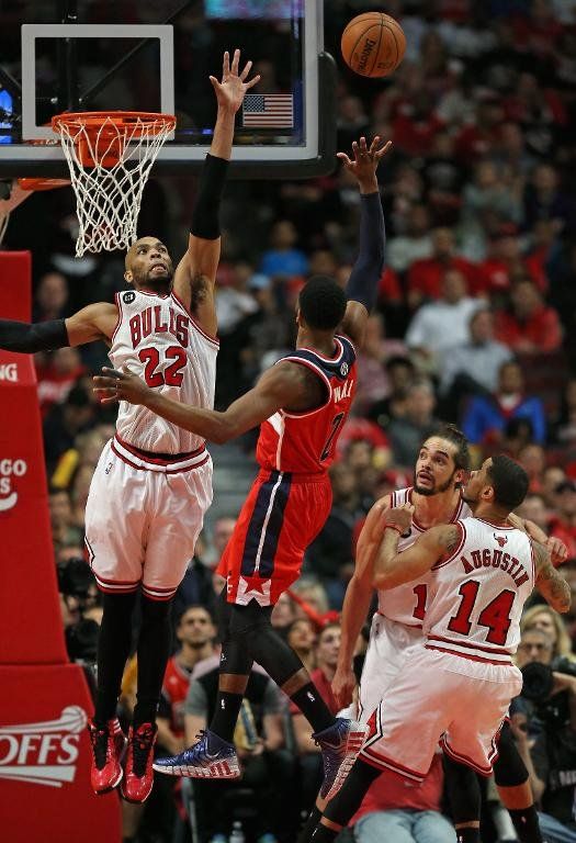 Los Clippers vencen a los Warriors por 113-103 en medio de la tormenta