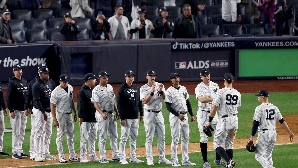 Playoffs MLB Guardianes Andrés Giménez jugó con una lesión