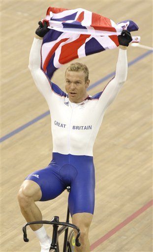 Gran Bretaña se llena de oro en el ciclismo, y espera más