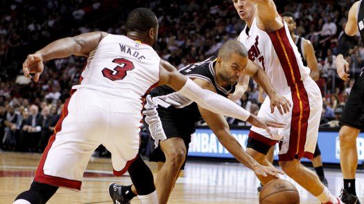 Parker llega a 1.000 partidos y Spurs vencen al Heat