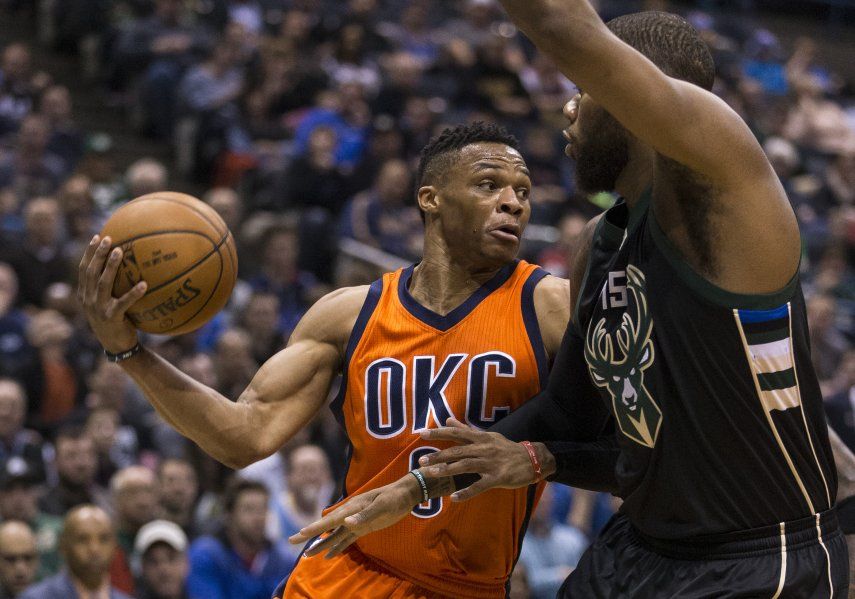 Durant y Westbrook brillan en victoria del Thunder