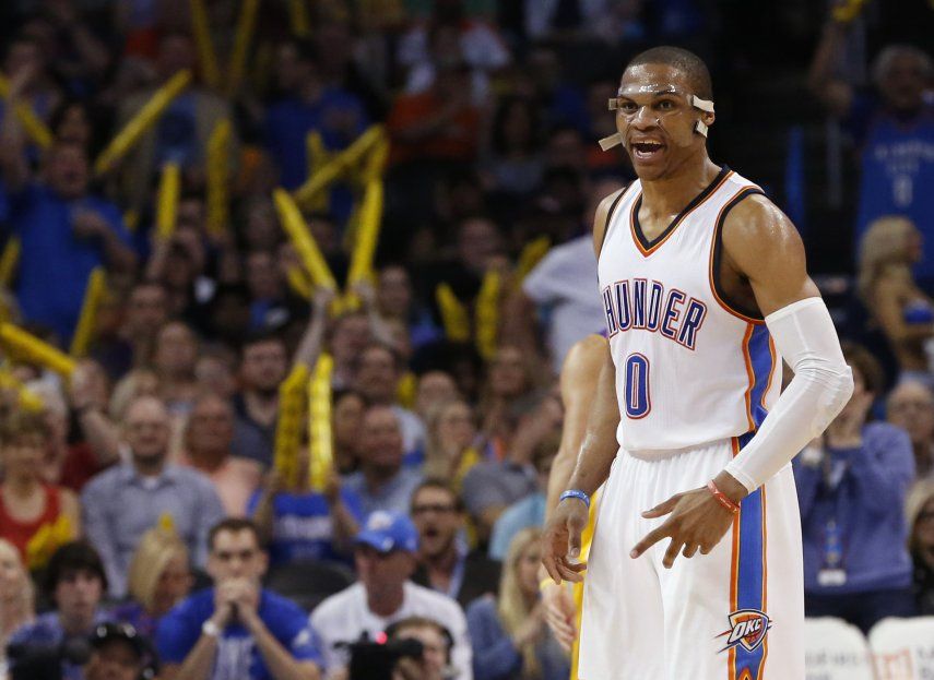 Con 27 de Westbrook, el Thunder despacha a los Lakers