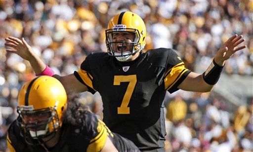 Roethlisberger recibe ovaciones con tres pases de touchdown