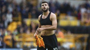 Wolves repesca al delantero Patrick Cutrone de Fiorentina