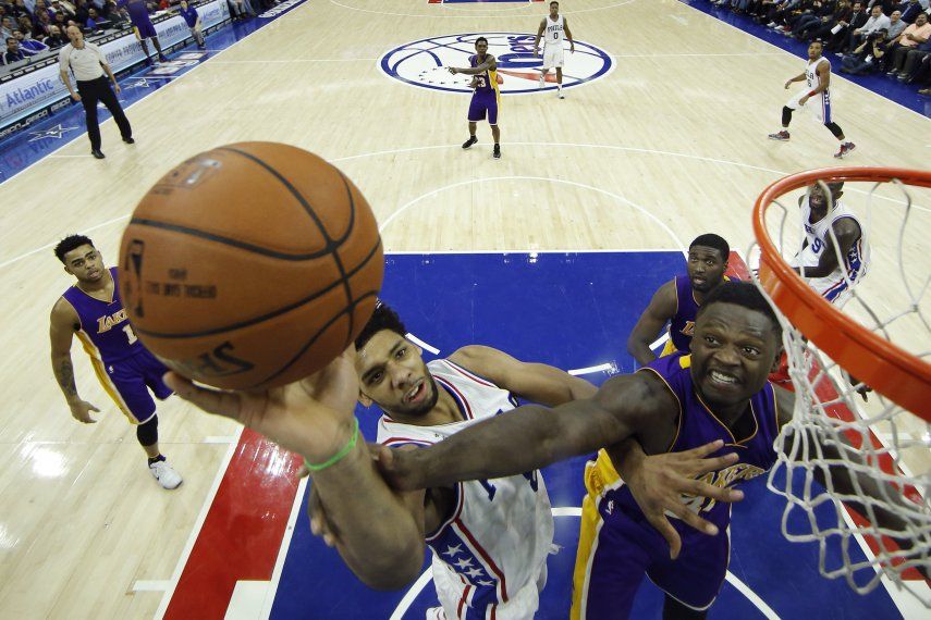 Aparece segundo video de pelea de Okafor