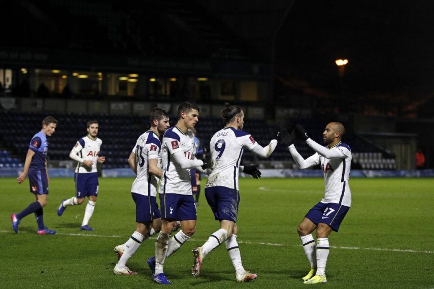 Tottenham se lleva susto ante Wycombe pero avanza en FA Cup