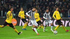 Juventus clasifica a cuartos en Dortmund de la mano de Tevez