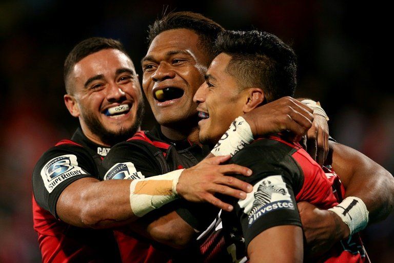 Crusaders siguen invictos y punteros en el Super Rugby, Lions se afirman