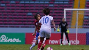 Marta Cox y una anotación histórica ante Costa Rica