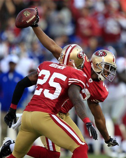 NFL: 49ers 27, Giants 20; Justin Smith se luce en defensa