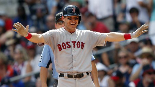 Kinsler produce 3, Medias Rojas doblegan a Bravos, Camargo de 3-2
