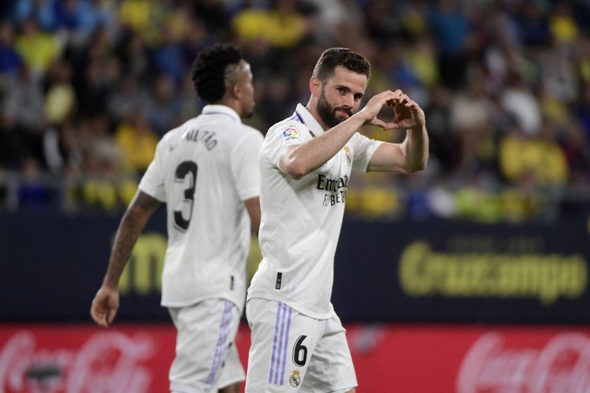 Real Madrid gana al Cádiz y se prepara para viajar a Londres