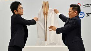 Tokio-2020 presenta una antorcha con forma de sakura