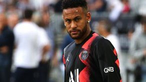Modelo brasileña a juicio por falsa denuncia contra Neymar