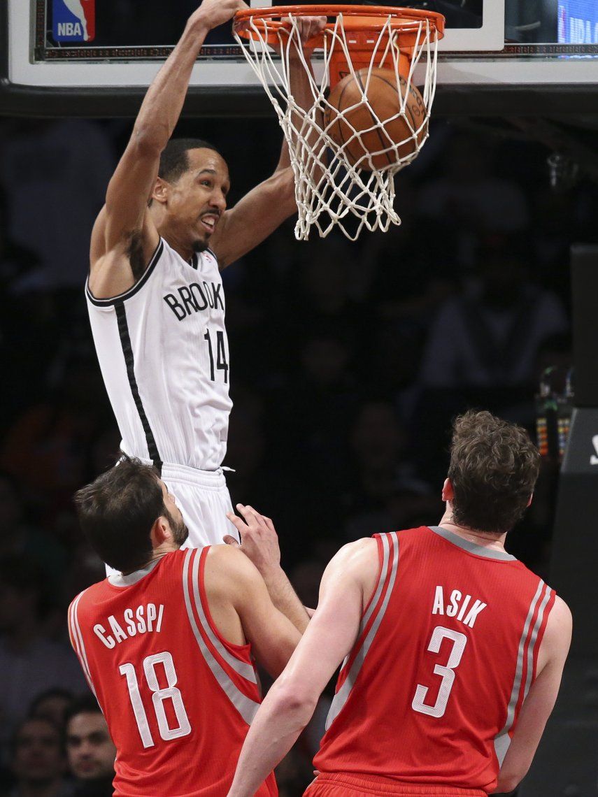 Nets mantiene racha como local y va a postemporada