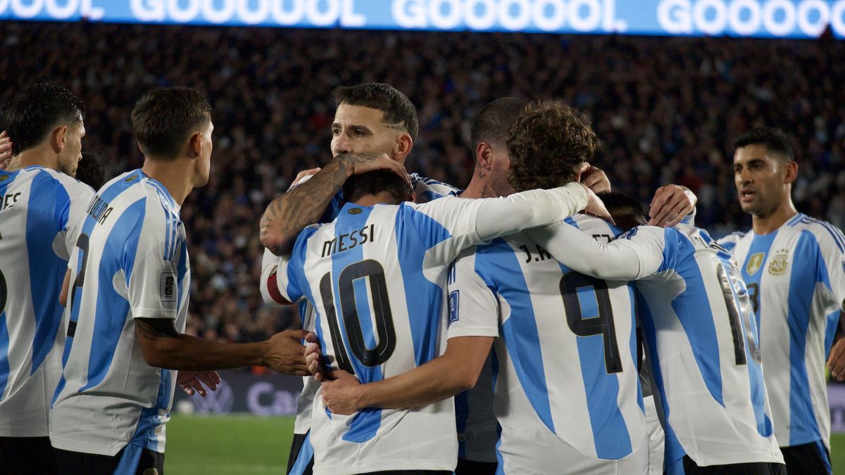 La selección de Argentina gana en emotivo partido para Lionel Messi