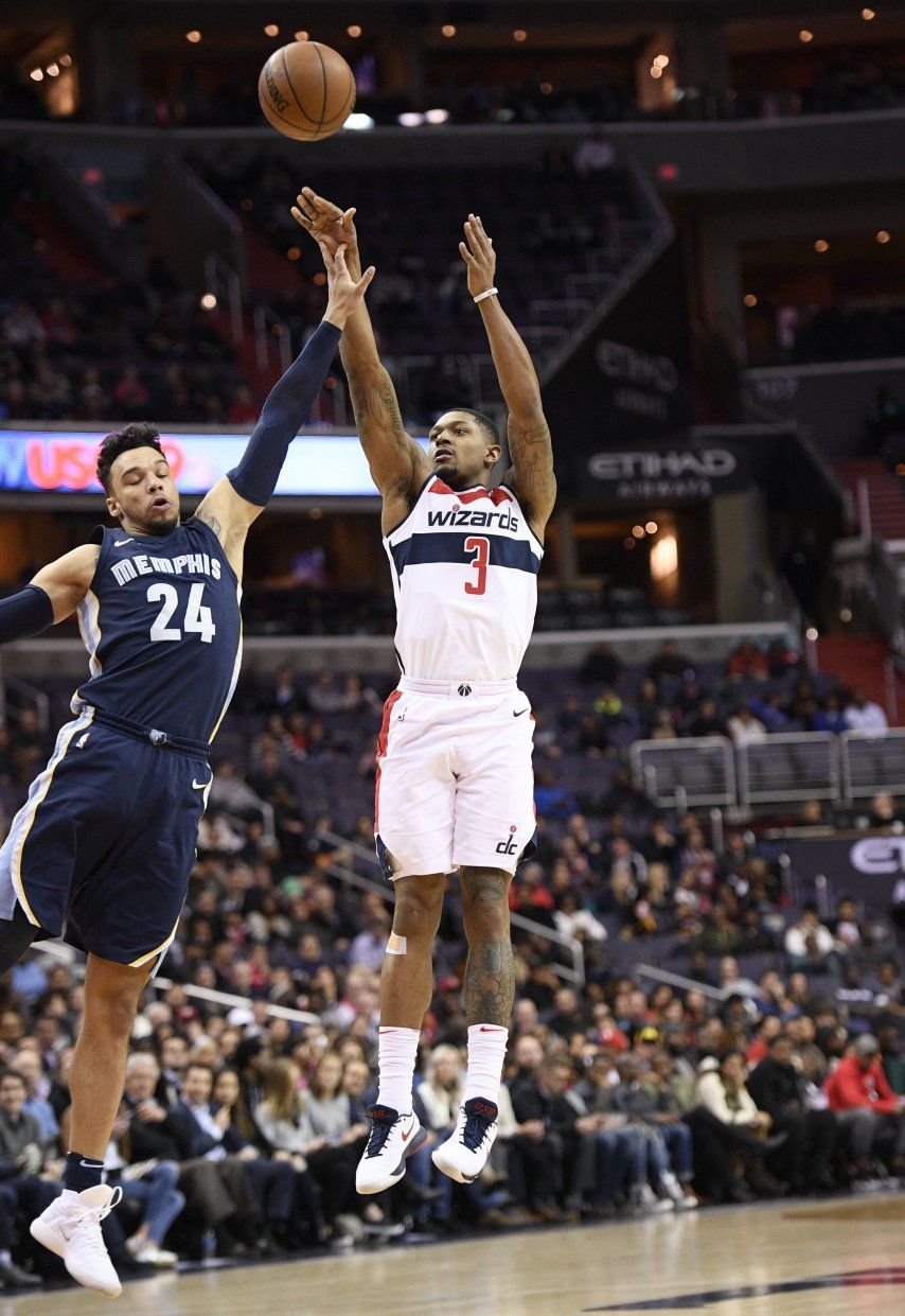 Beal y Wall comandan victoria de Wizards sobre Memphis