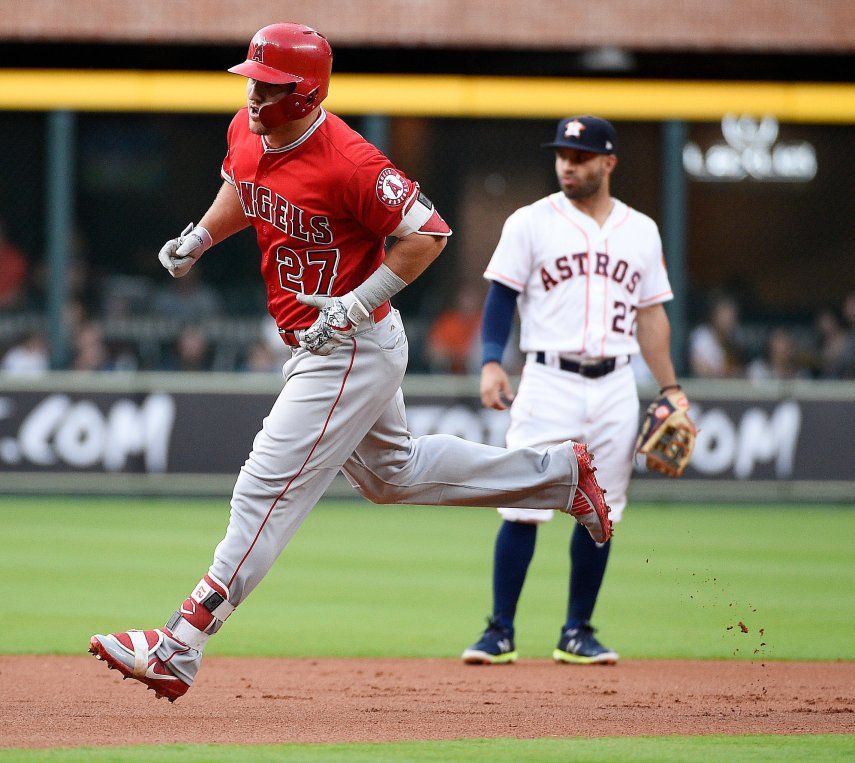 Trout batea 10mo jonrón; Angelinos superan a Astros