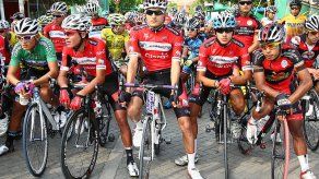 Panameño Roberto González hace su debut en el ciclismo colombiano