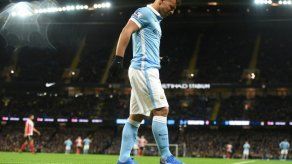 Aguero vuelve a entrenar y podría estar disponible contra Arsenal