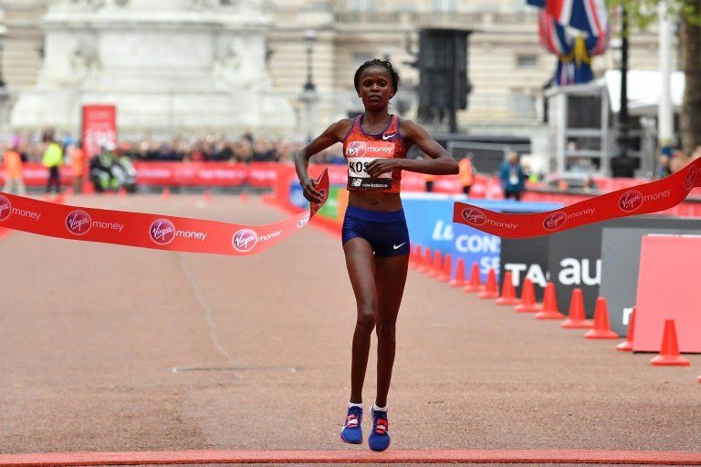 Primera victoria de la keniana Brigid Kosgei en el maratón de Londres