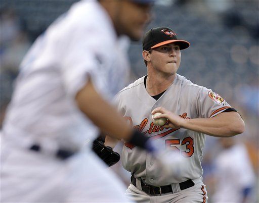 Orioles reactivan a César Izturis