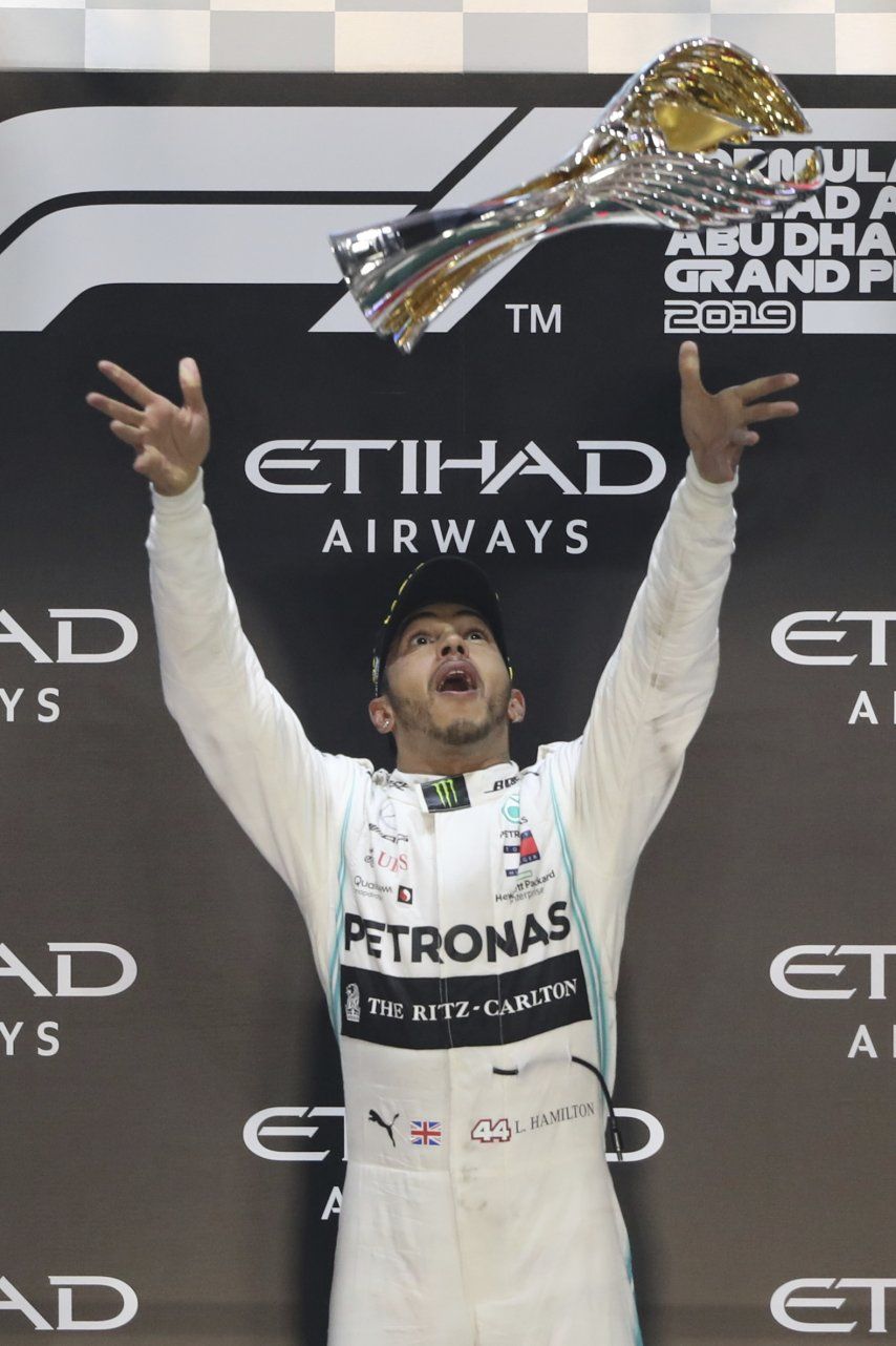 Hamilton se pasea a la victoria en Abu Dabi