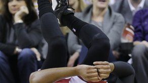 Heat pierde ante Cavaliers tras golpe en la rodilla de Wade