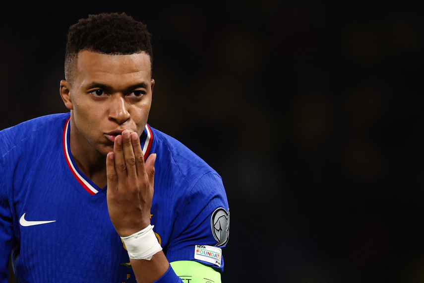 Kylian Mbappé alcanzó los 400 goles más joven que Messi y Cristiano Ronaldo