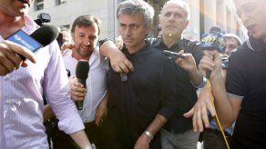 Valdano: Mourinho no séra técnico del Madrid antes del martes