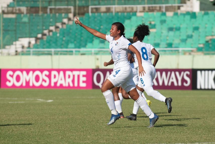 Panamá Femenina Sub-20 se prepara para duelo ante Canadá