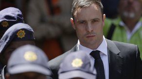 Fiscal sudafricano pide apelar caso de Pistorius