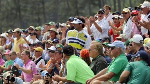 El estadounidense Watson asume el mando del Masters de Augusta
